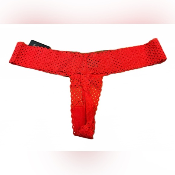 NWT Frederick’s of Hollywood Red Abby Rose Mesh Thong Panties, Plus Size 1X - Picture 6 of 12